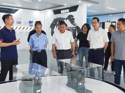 建引領聚合力,業(yè)務協(xié)同譜新篇——芯能科技黨支部赴田中精機參觀交流